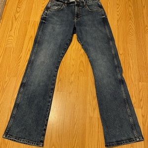 29x32x wrangler retro slim boot jeans